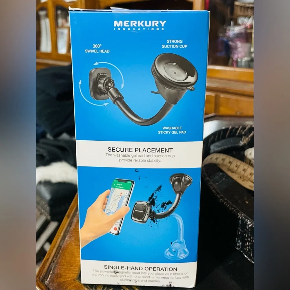 NWT/Merkury Auto Flexible Gooseneck Phone Mount/dashboard or windshield